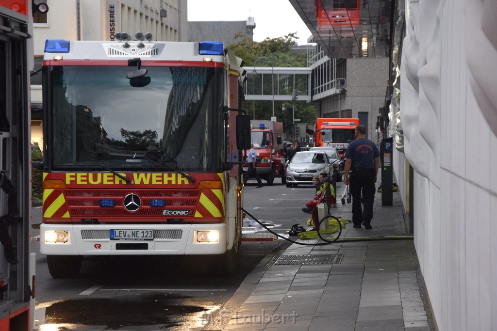 Feuer 2 WDR Koeln Altstadt Nord An der Rechtschule P124.JPG - Miklos Laubert